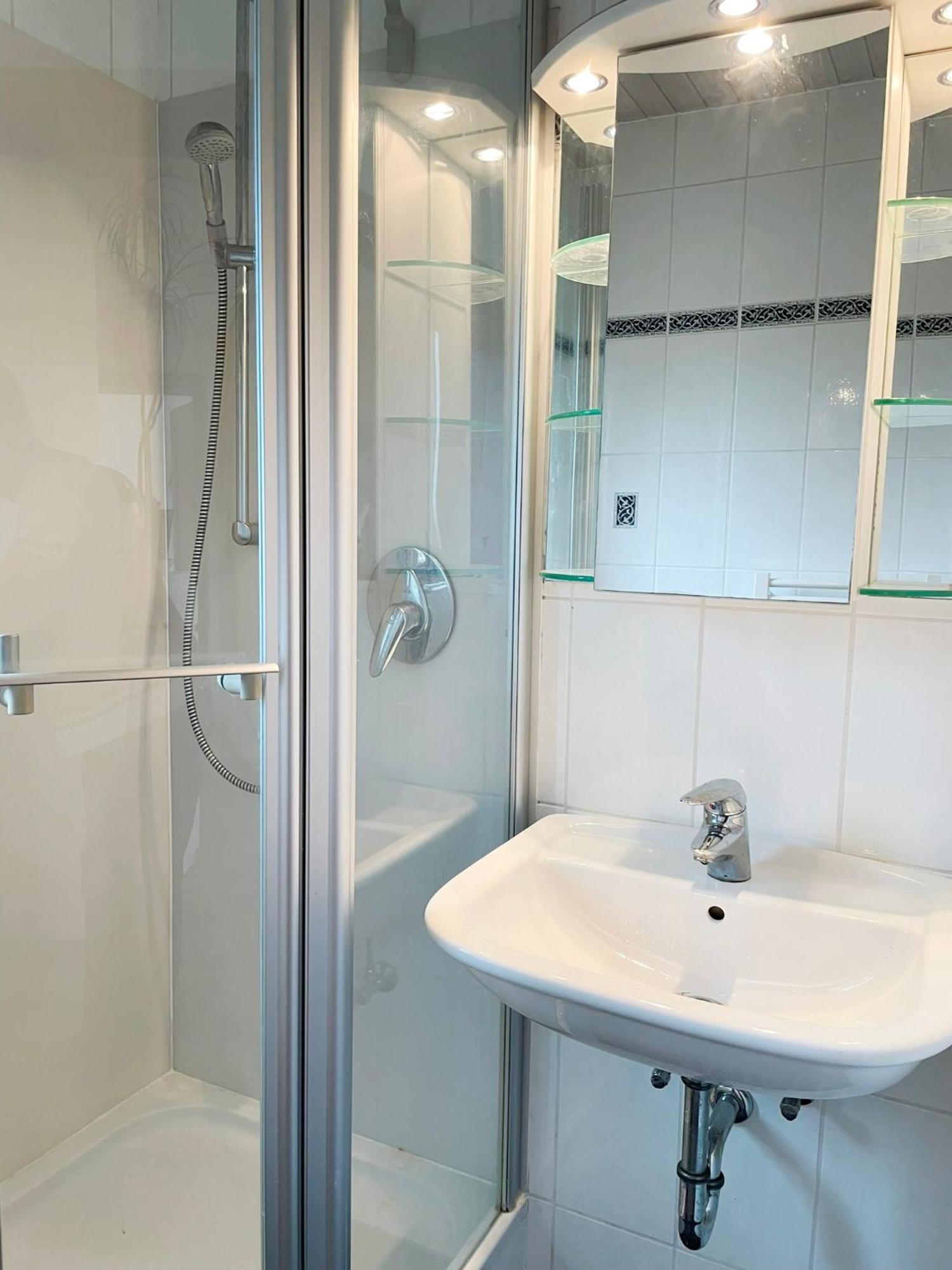 1,5-Zimmer Mit Duschbad, Gartenblick, Kuehlschrank 海罗德堡 外观 照片
